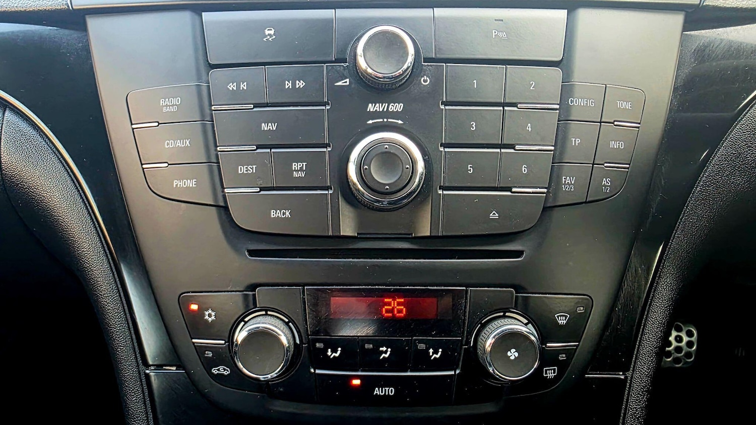 Used Vauxhall Insignia 2011 for sale - 77029559: Photo 27