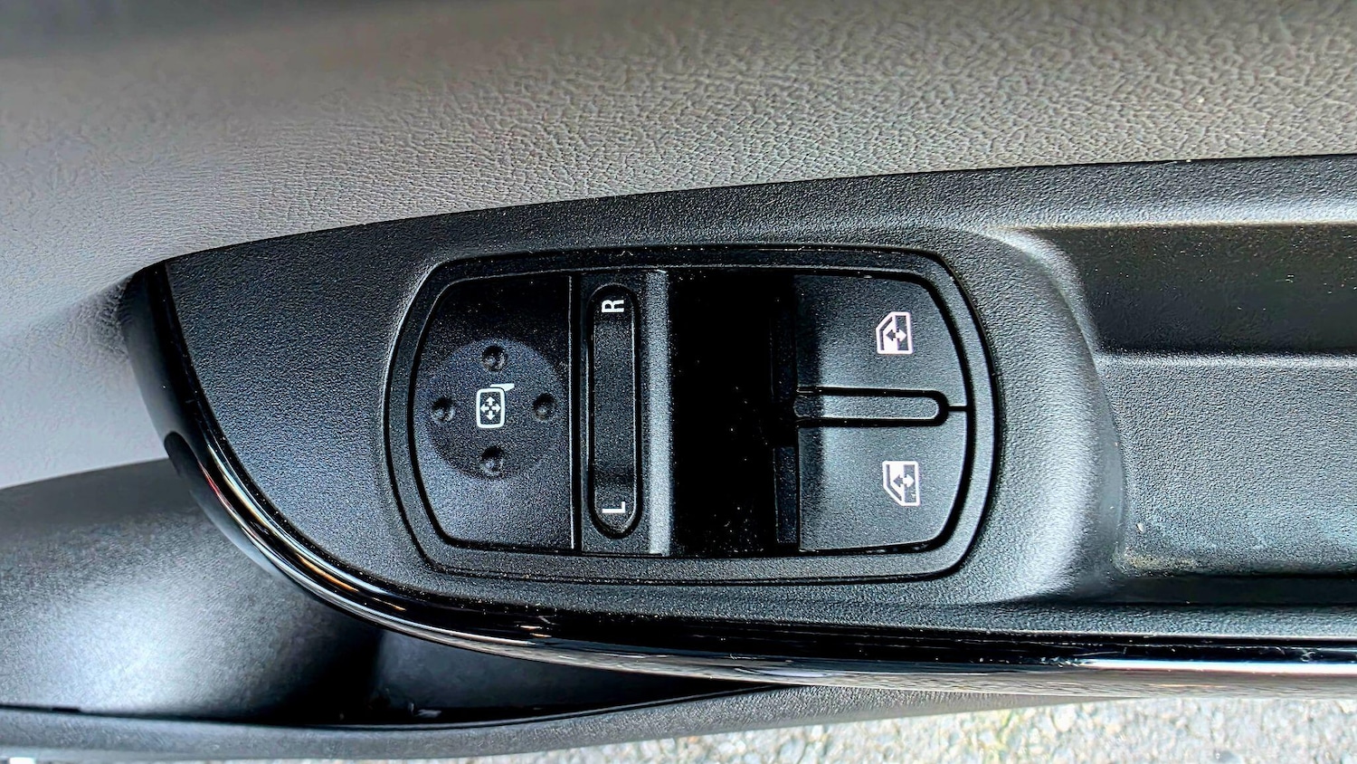 Used Vauxhall Corsa 2016 for sale - 77097762: Photo 19