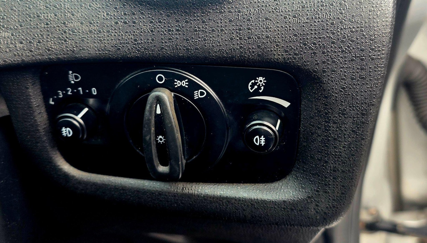 Used Ford Fiesta 2015 for sale - 78072332: Photo 22