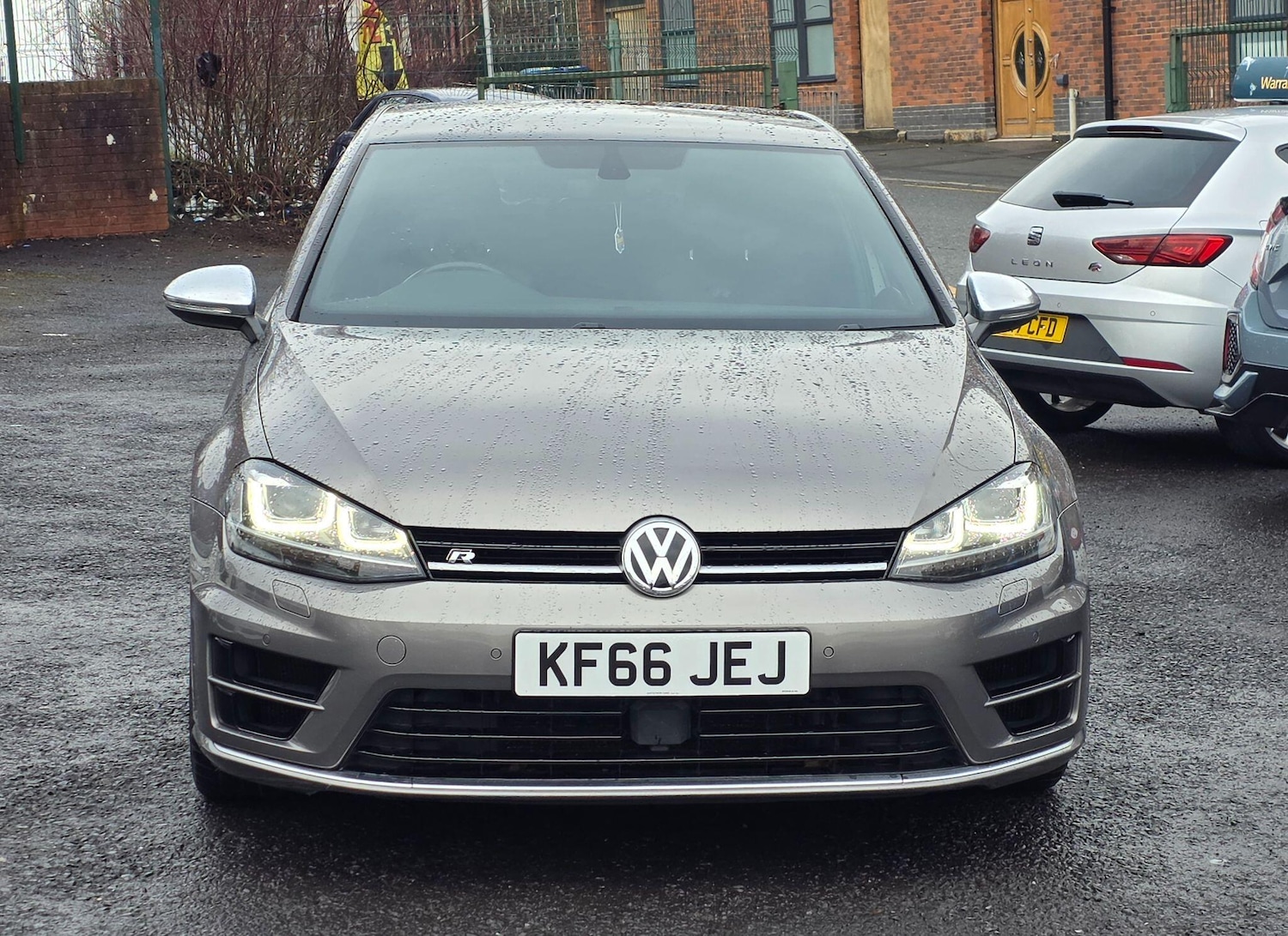 Used Volkswagen Golf 2016 for sale - 77633391: Photo 2