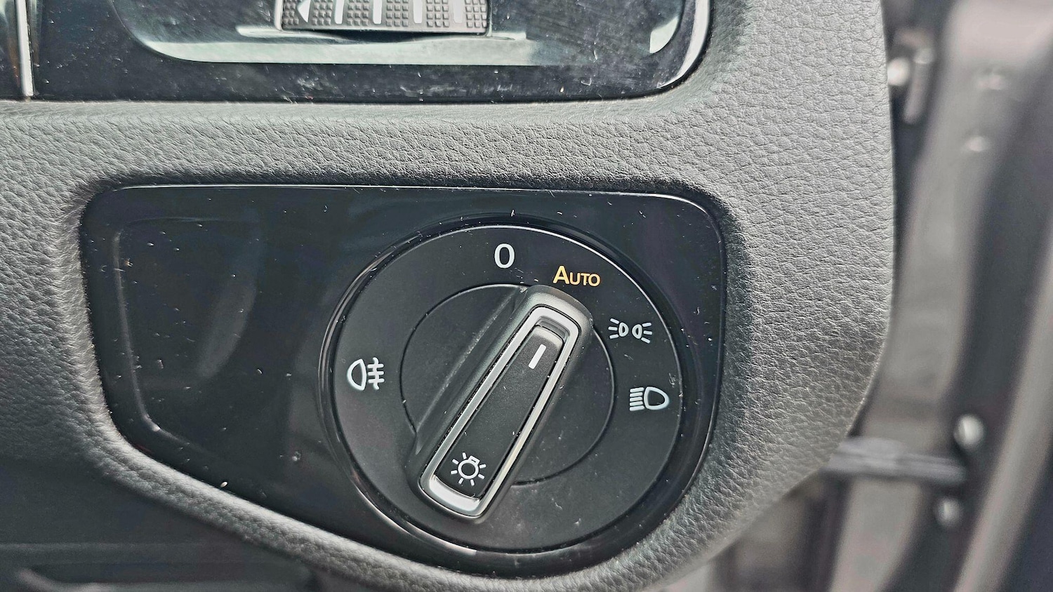 Used Volkswagen Golf 2016 for sale - 77633391: Photo 24