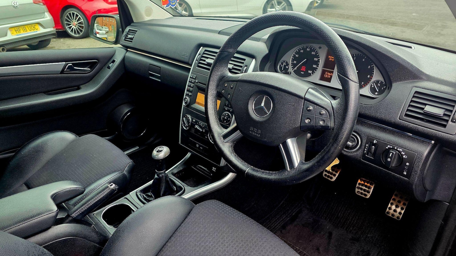 Used Mercedes-Benz B Class 2010 for sale - 77808314: Photo 10