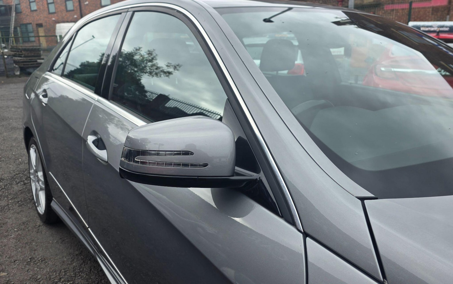 Used Mercedes-Benz E Class 2011 for sale - 77030019: Photo 10