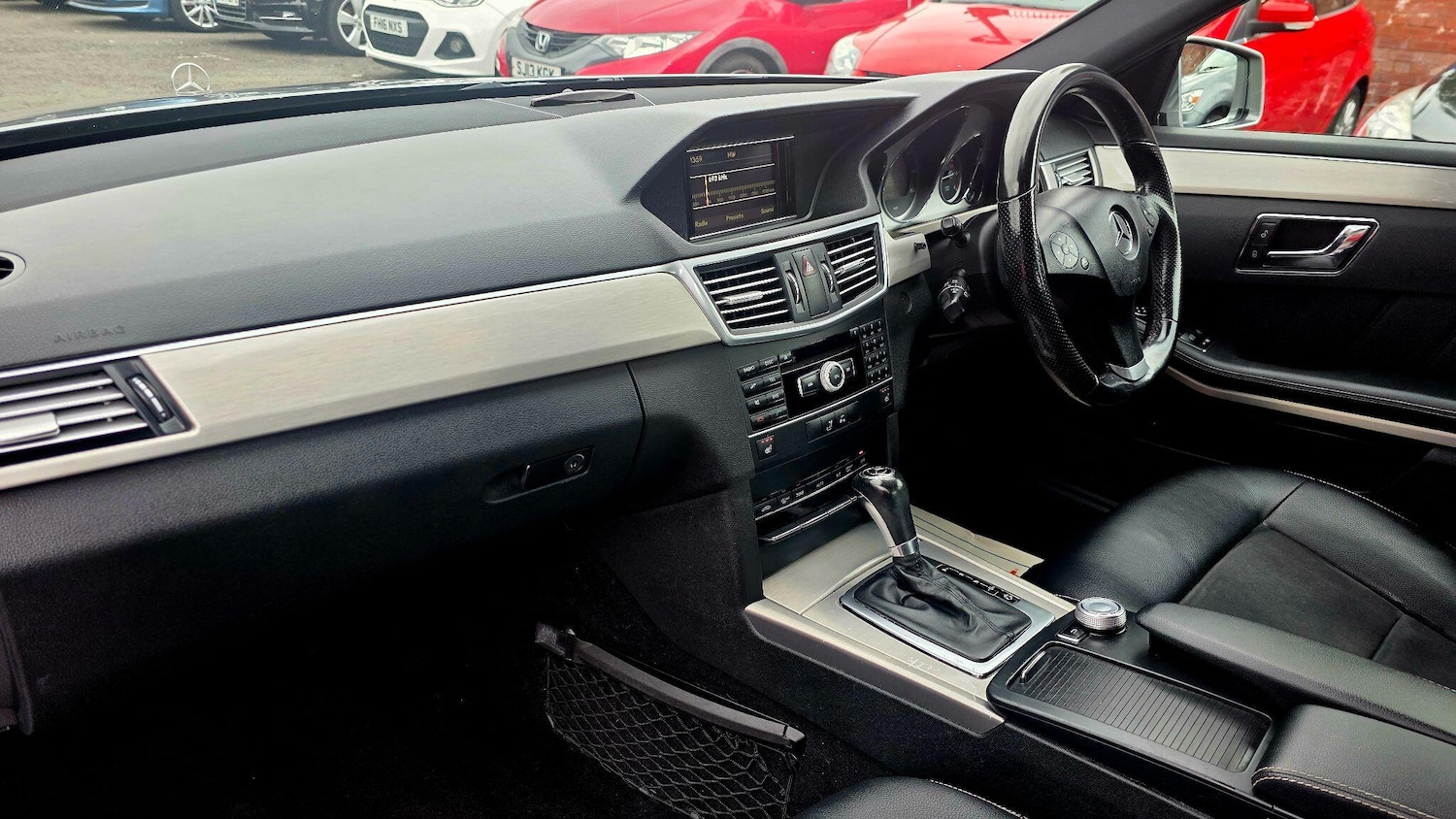 Used Mercedes-Benz E Class 2011 for sale - 77030019: Photo 13