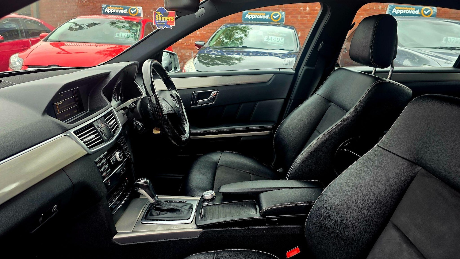 Used Mercedes-Benz E Class 2011 for sale - 77030019: Photo 14