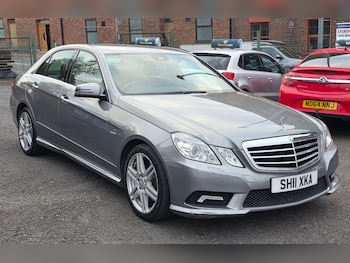 Used Mercedes-Benz E Class 2011 for sale - 77030019: Photo