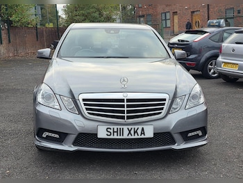 Used Mercedes-Benz E Class 2011 for sale - 77030019: Photo