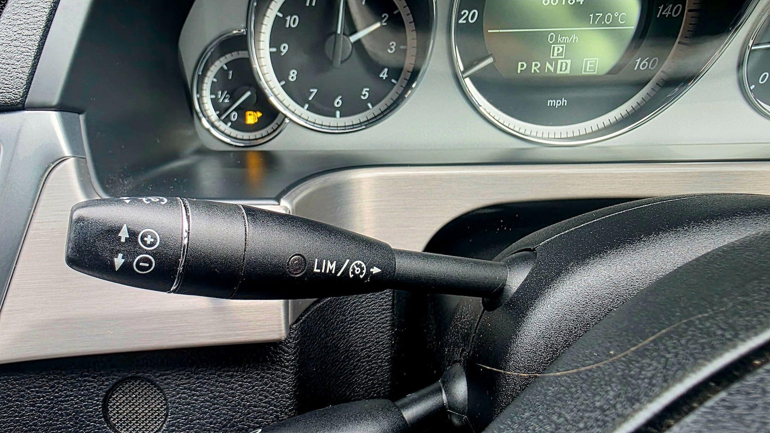 Used Mercedes-Benz E Class 2011 for sale - 77030019: Photo 33