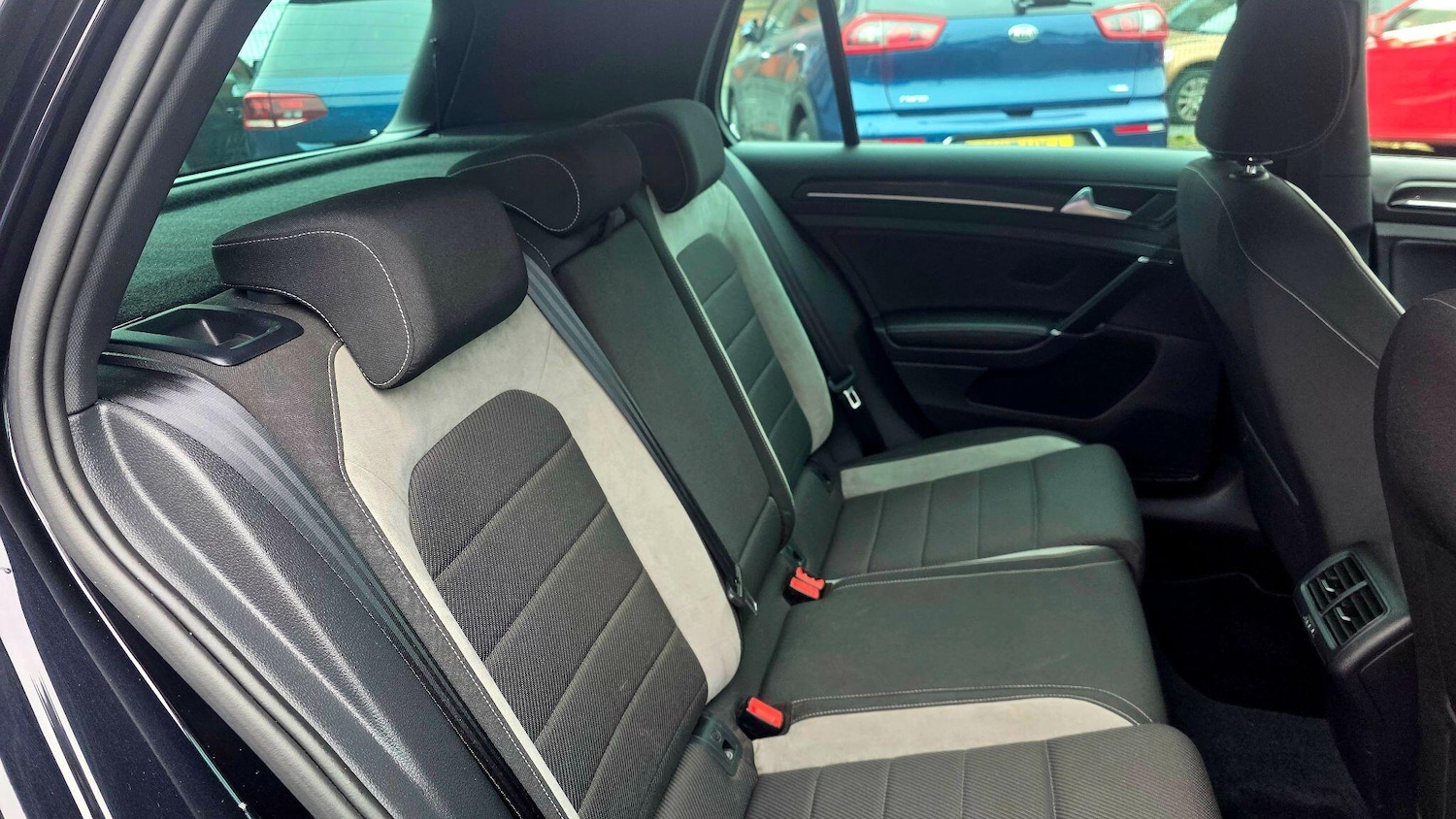 Used Volkswagen Golf 2016 for sale - 77993847: Photo 20