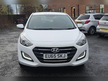 Used Hyundai i30 2015 for sale - 77028979: Photo