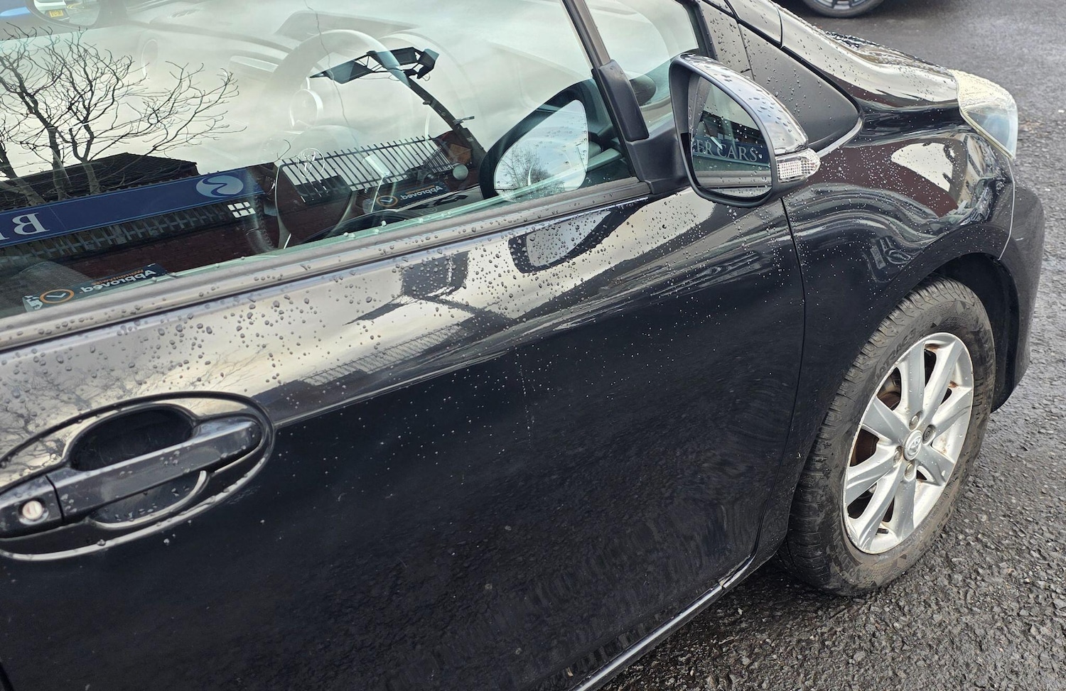 Used Toyota Yaris 2013 for sale - 77633088: Photo 10