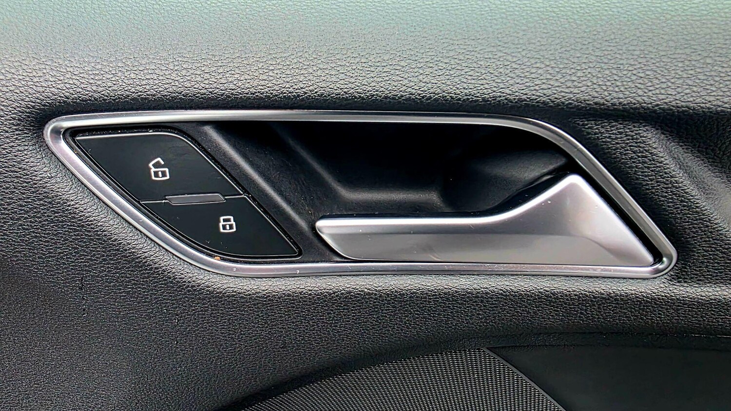 Used Audi A3 2017 for sale - 77030008: Photo 25