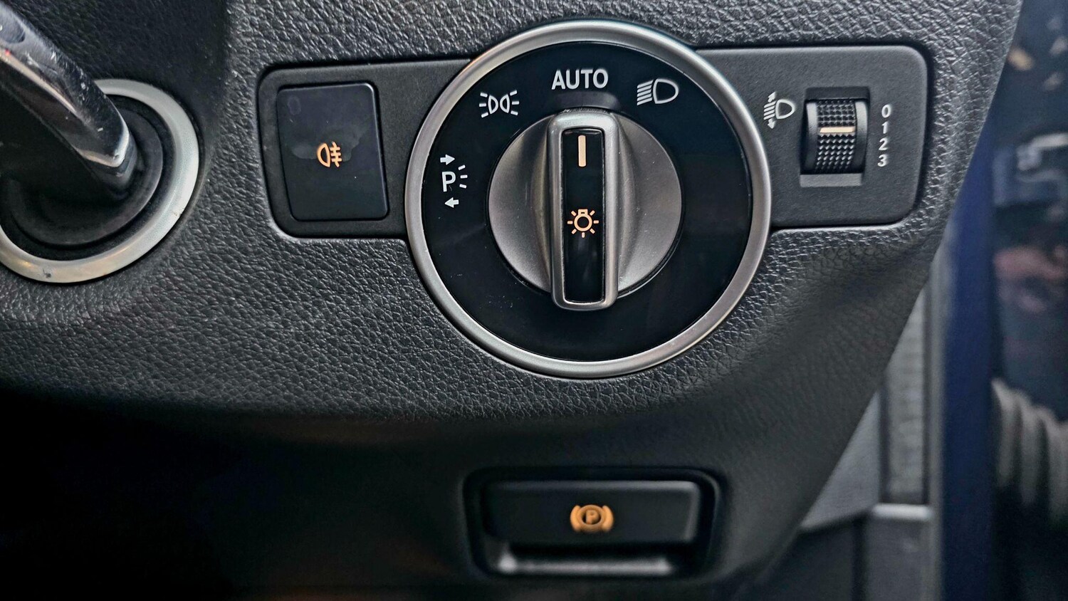 Used Mercedes-Benz GLA for sale - 77425448: Photo 27