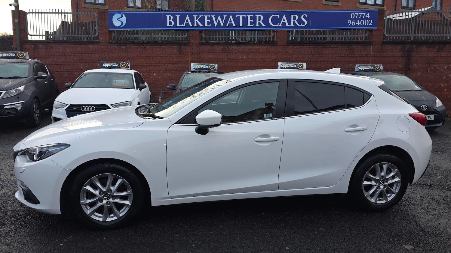 Used Mazda Mazda3 2016 for sale - 77029661: Photo 4