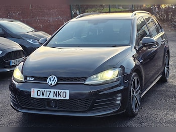 Used Volkswagen Golf 2017 for sale - 78504750: Photo