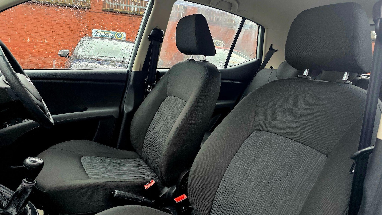 Used Hyundai i10 2013 for sale - 77029695: Photo 13