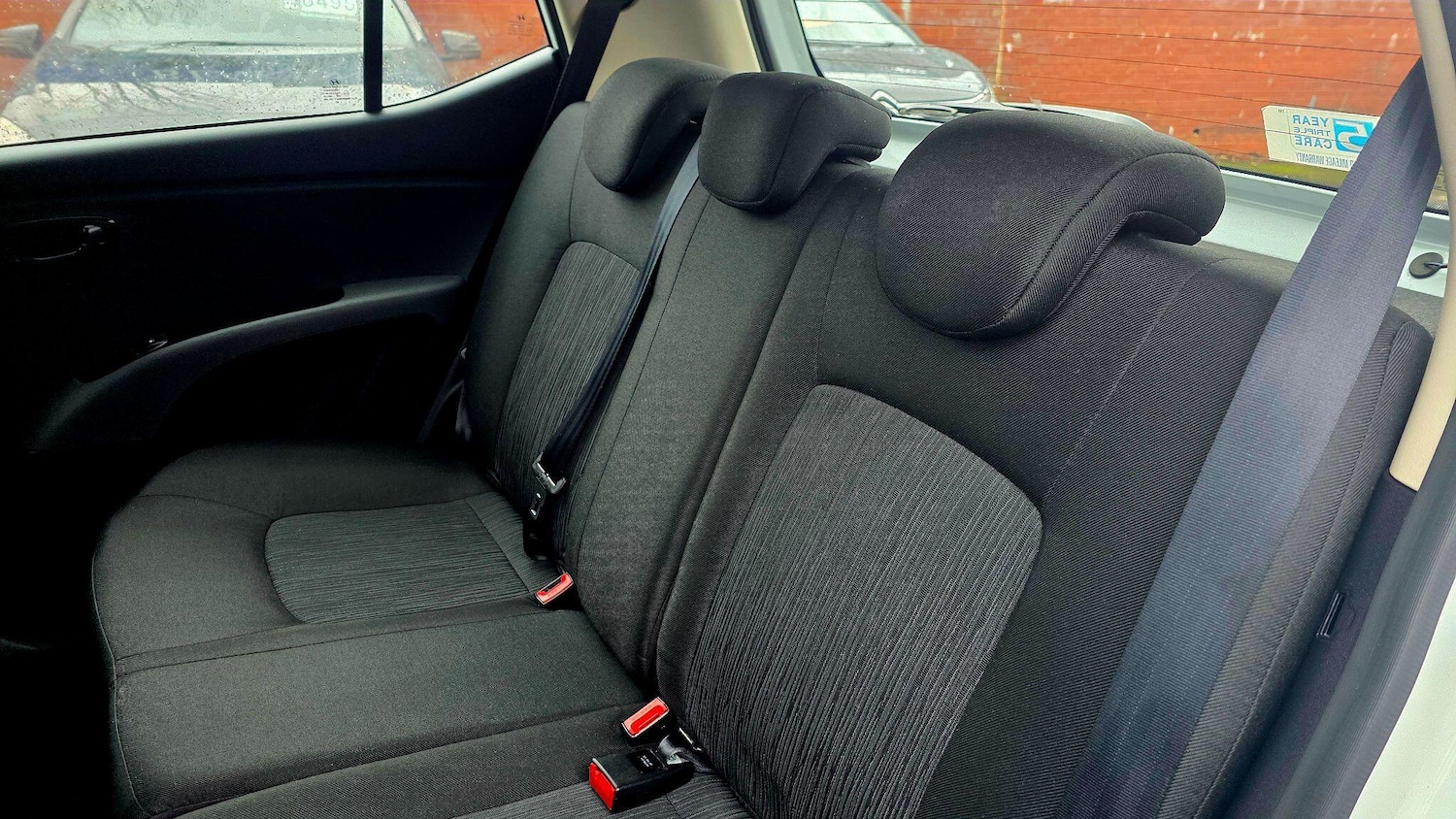 Used Hyundai i10 2013 for sale - 77029695: Photo 14