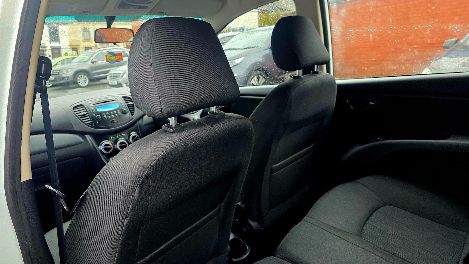 Used Hyundai i10 2013 for sale - 77029695: Photo 15