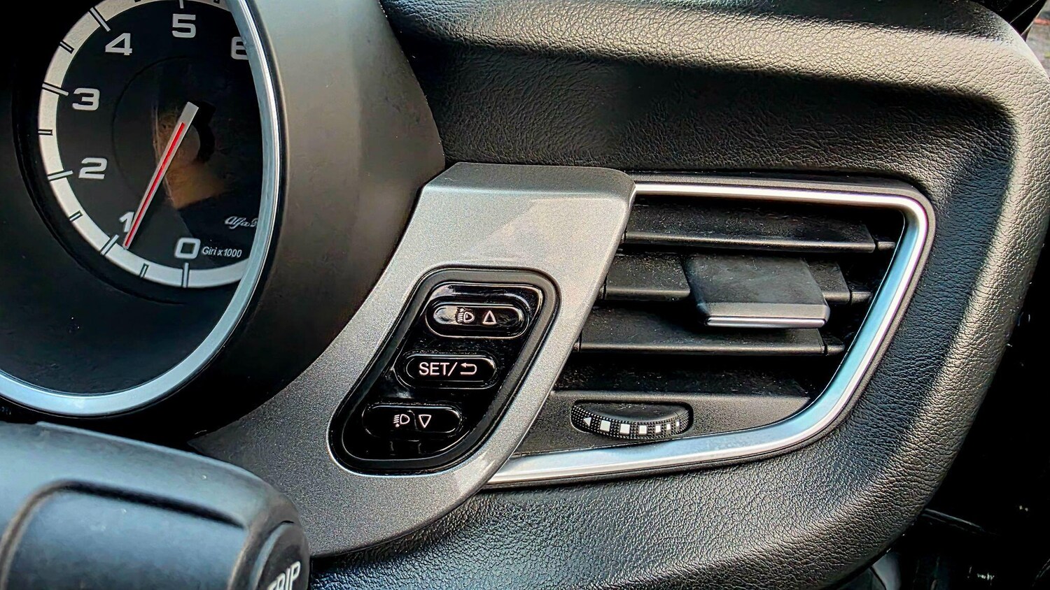 Used Alfa Romeo Giulietta 2013 for sale - 77479472: Photo 23