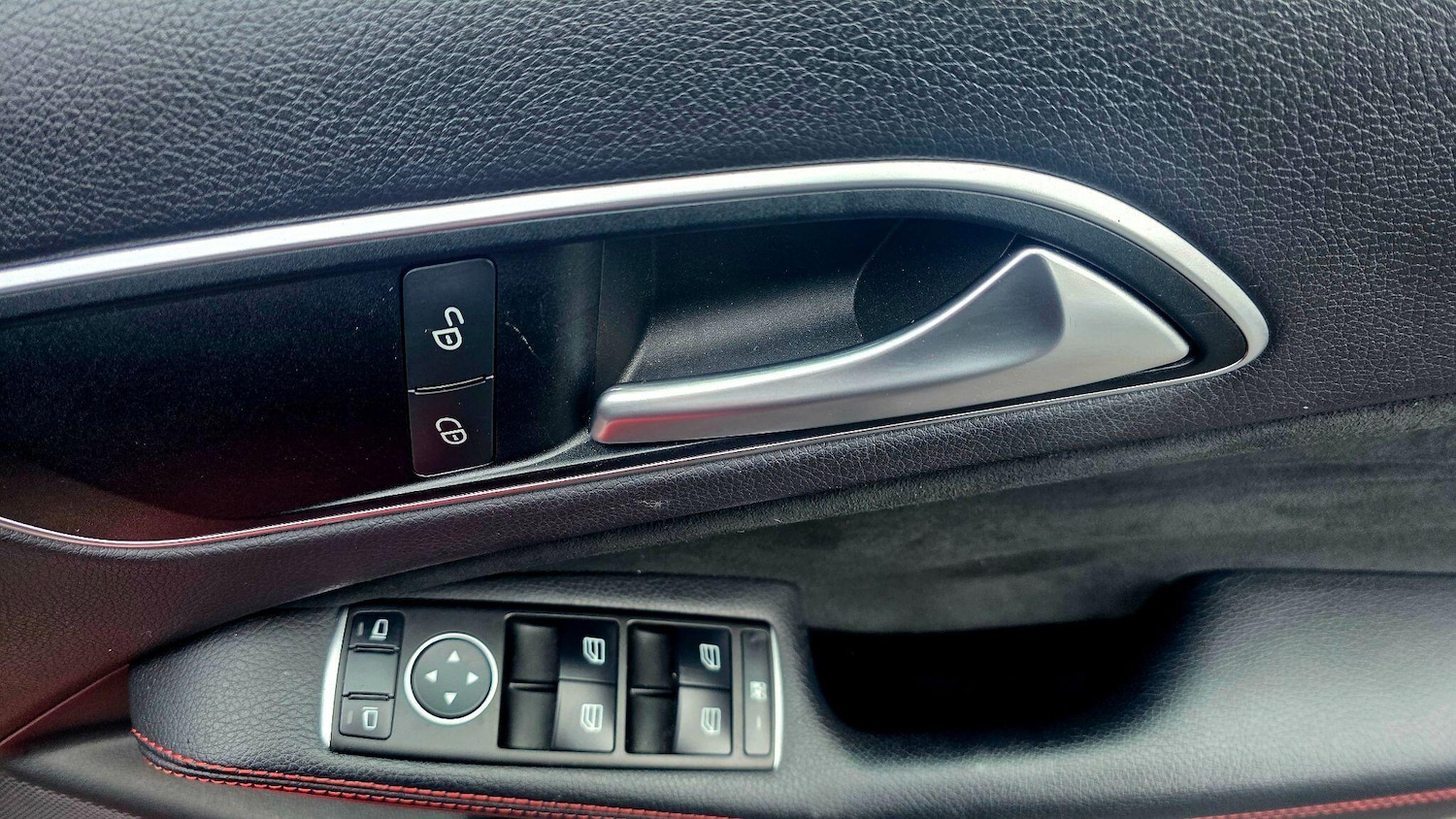 Used Mercedes-Benz A-Class for sale - 77484240: Photo 32