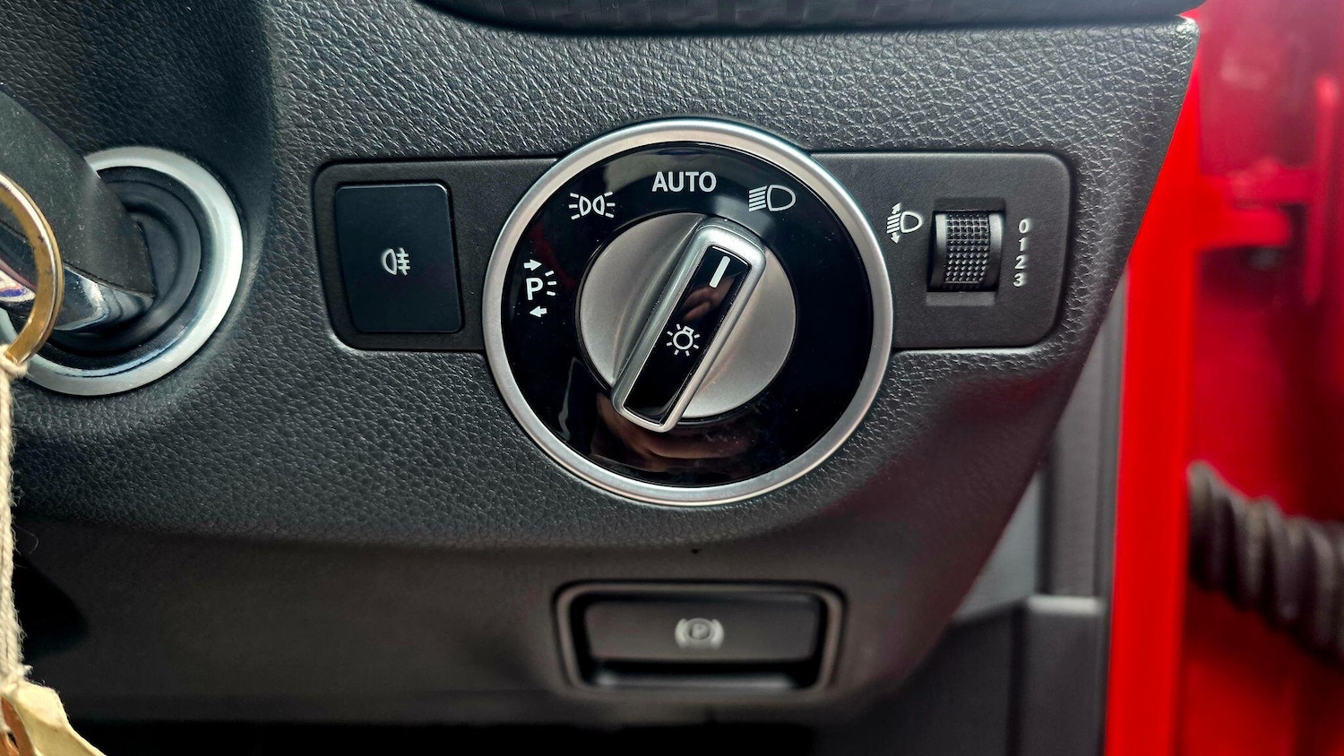 Used Mercedes-Benz A-Class for sale - 77484240: Photo 33