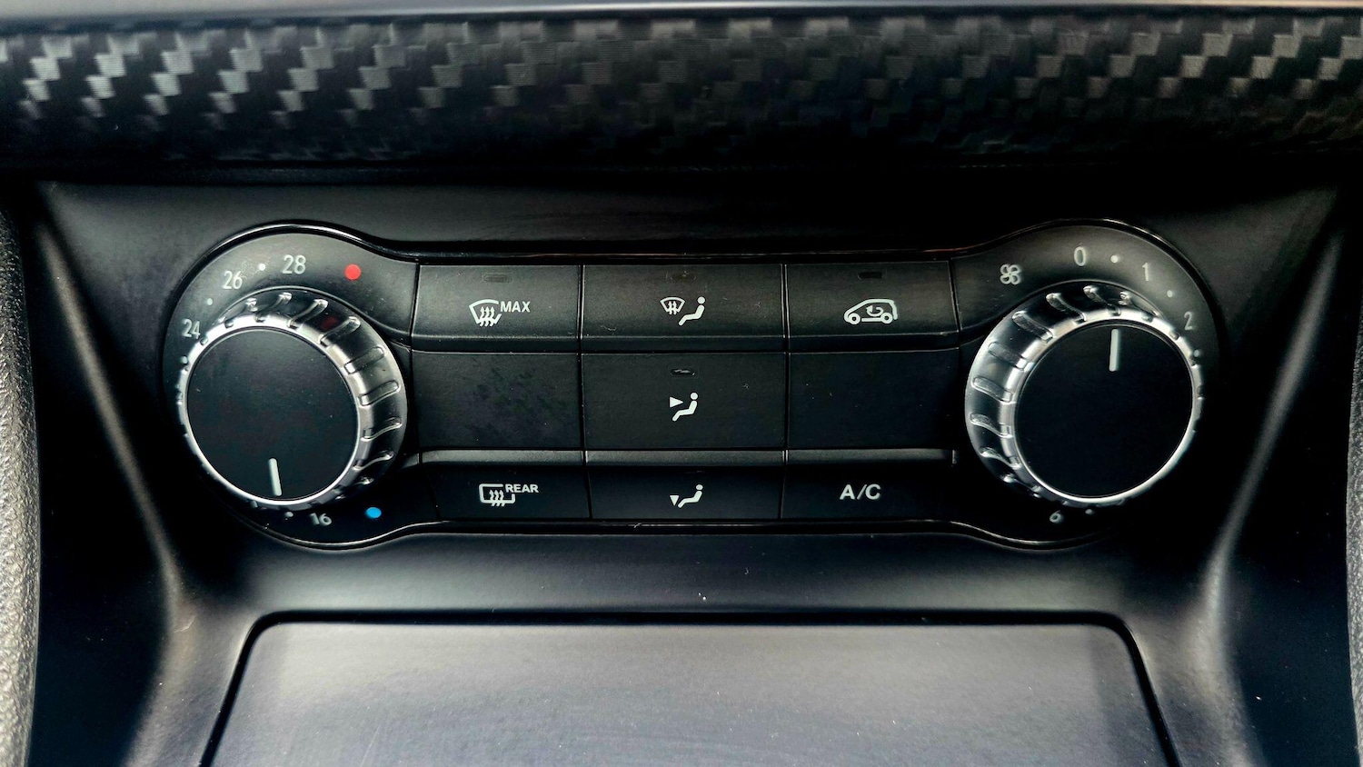 Used Mercedes-Benz A-Class for sale - 77484240: Photo 38