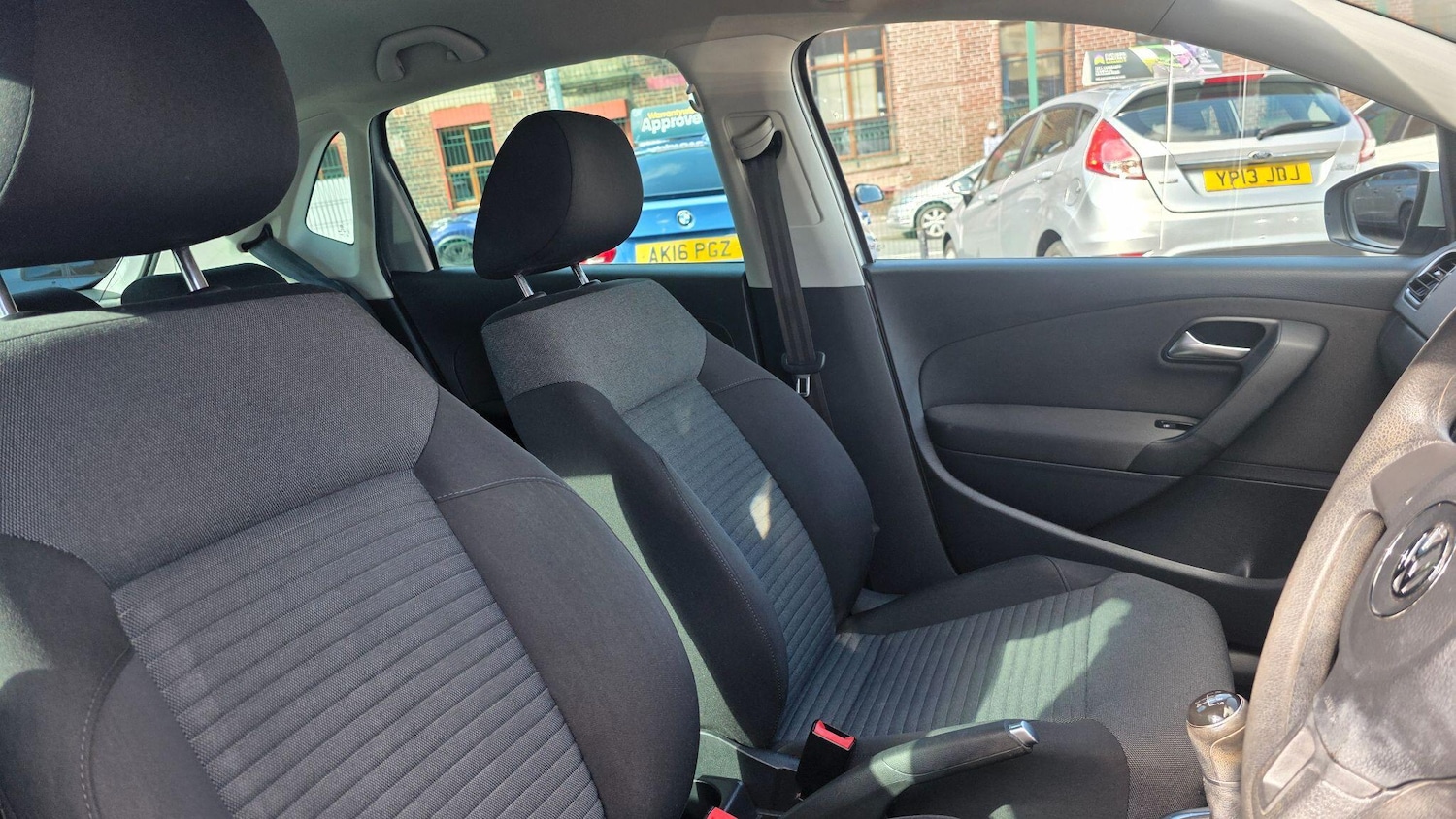 Used Volkswagen Polo 2013 for sale - 77029310: Photo 11