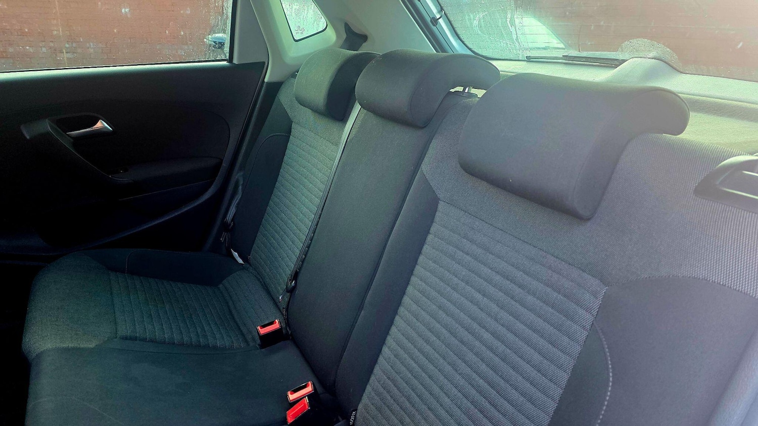 Used Volkswagen Polo 2011 for sale - 77215820: Photo 16