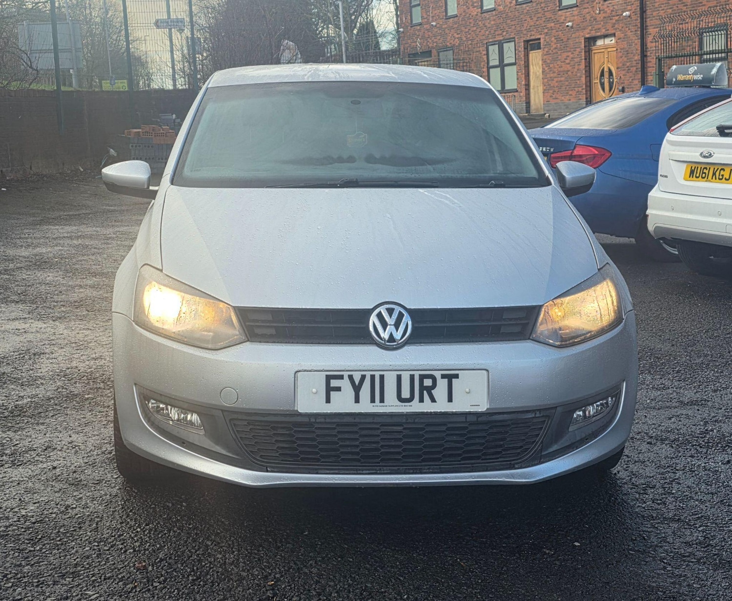 Used Volkswagen Polo 2011 for sale - 77215820: Photo 2