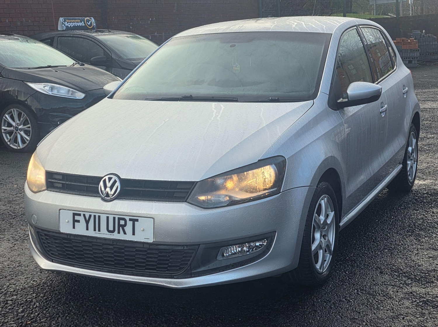 Used Volkswagen Polo 2011 for sale - 77215820: Photo 3