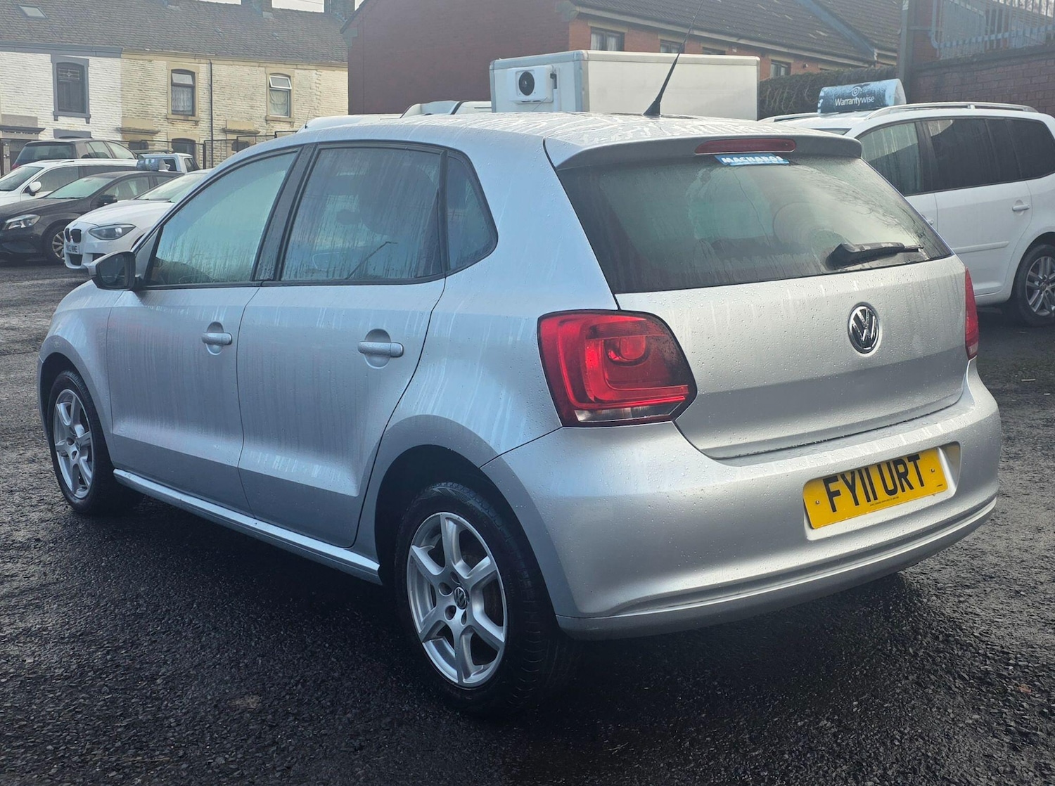 Used Volkswagen Polo 2011 for sale - 77215820: Photo 5