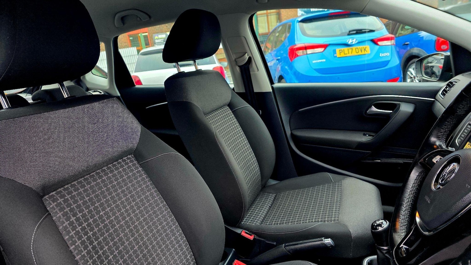 Used Volkswagen Polo 2015 for sale - 77060342: Photo 10