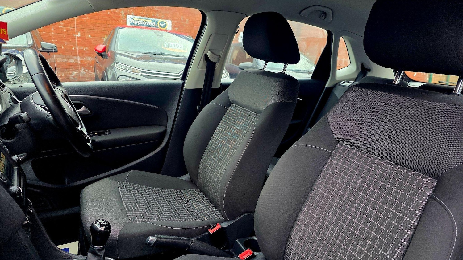 Used Volkswagen Polo 2015 for sale - 77060342: Photo 13