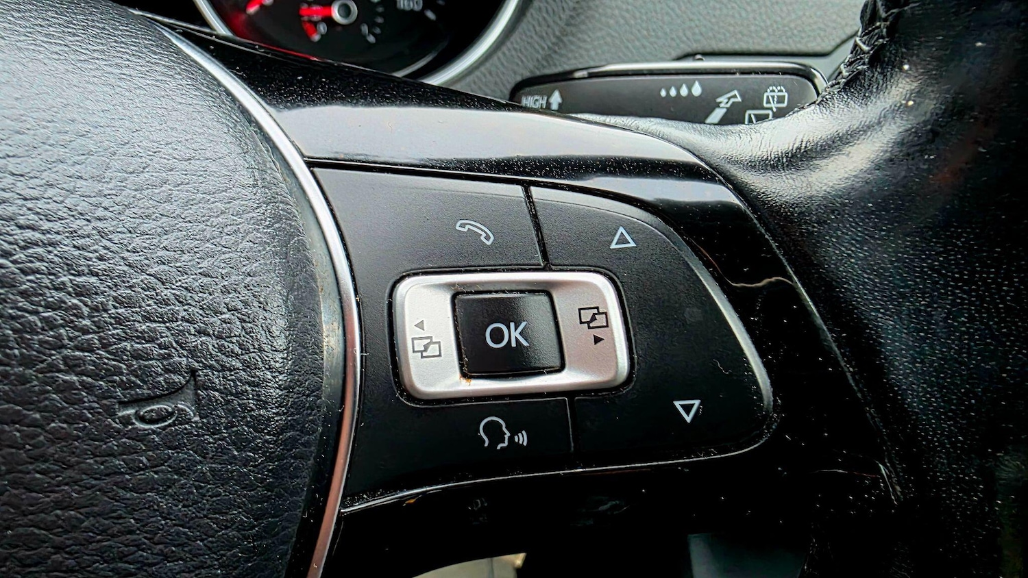 Used Volkswagen Polo 2015 for sale - 77060342: Photo 24