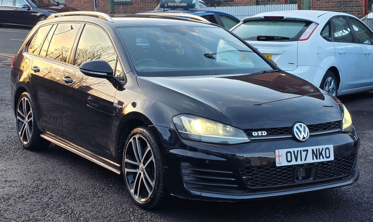 Used Volkswagen Golf for sale - 77358371: Photo 1