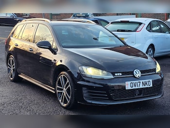 Used Volkswagen Golf 2017 for sale - 77358371: Photo