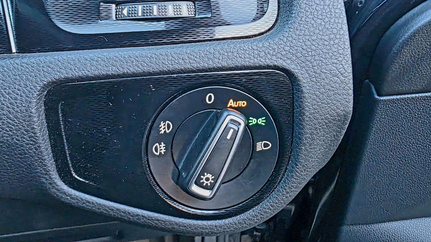 Used Volkswagen Golf for sale - 77358371: Photo 27