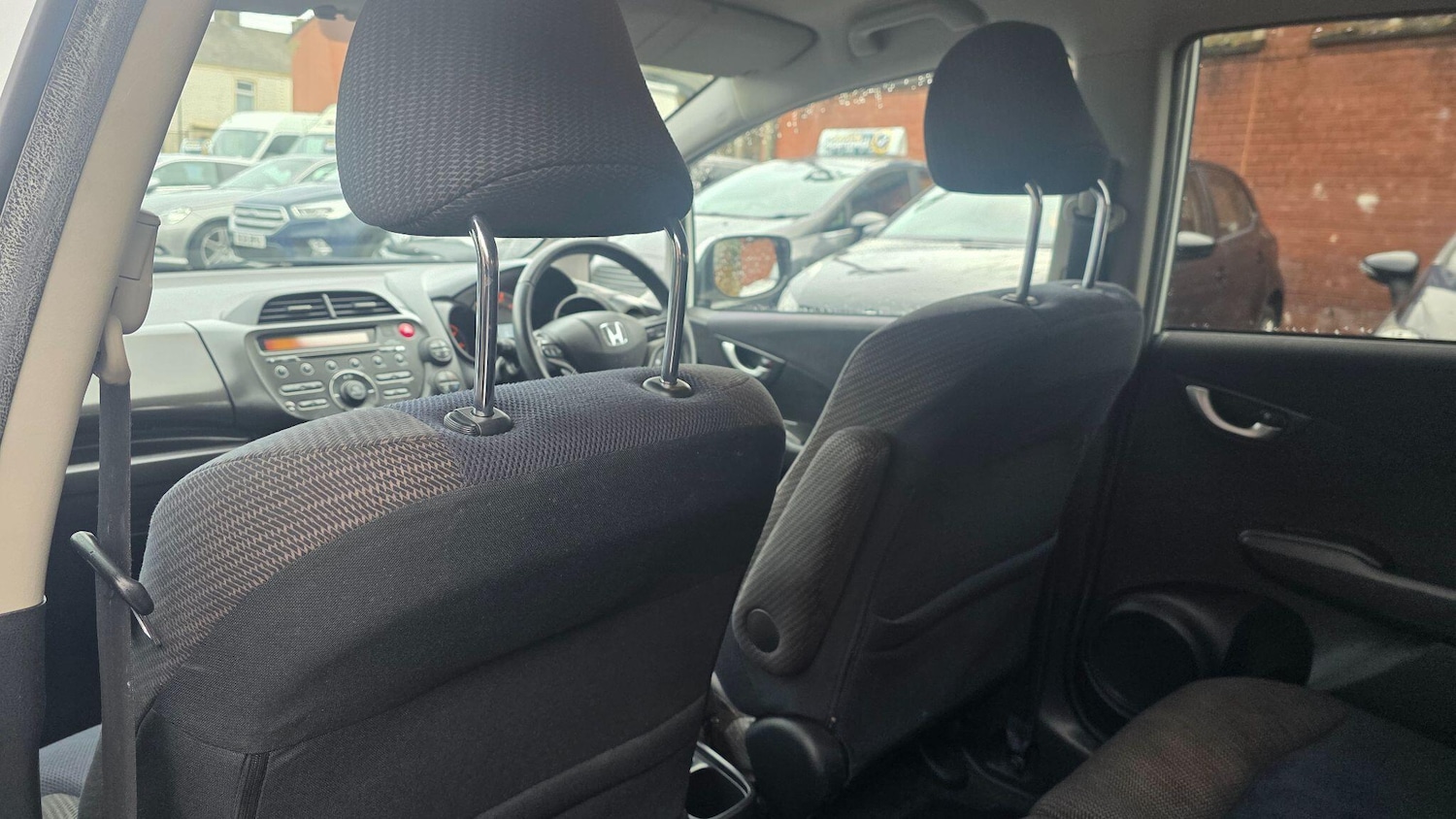 Used Honda Jazz 2014 for sale - 77400847: Photo 17