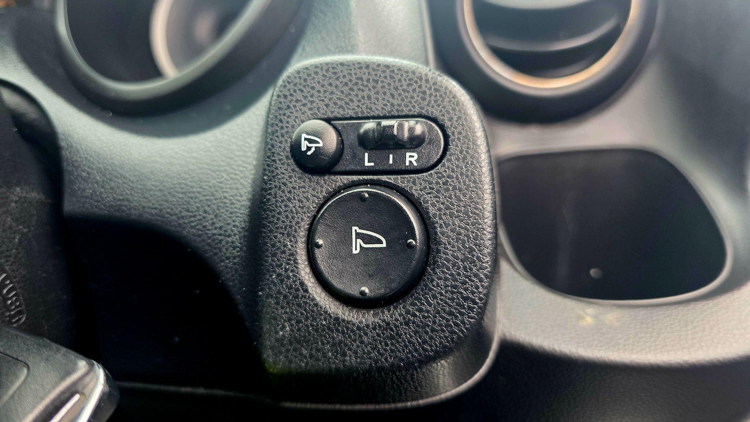 Used Honda Jazz 2014 for sale - 77400847: Photo 25