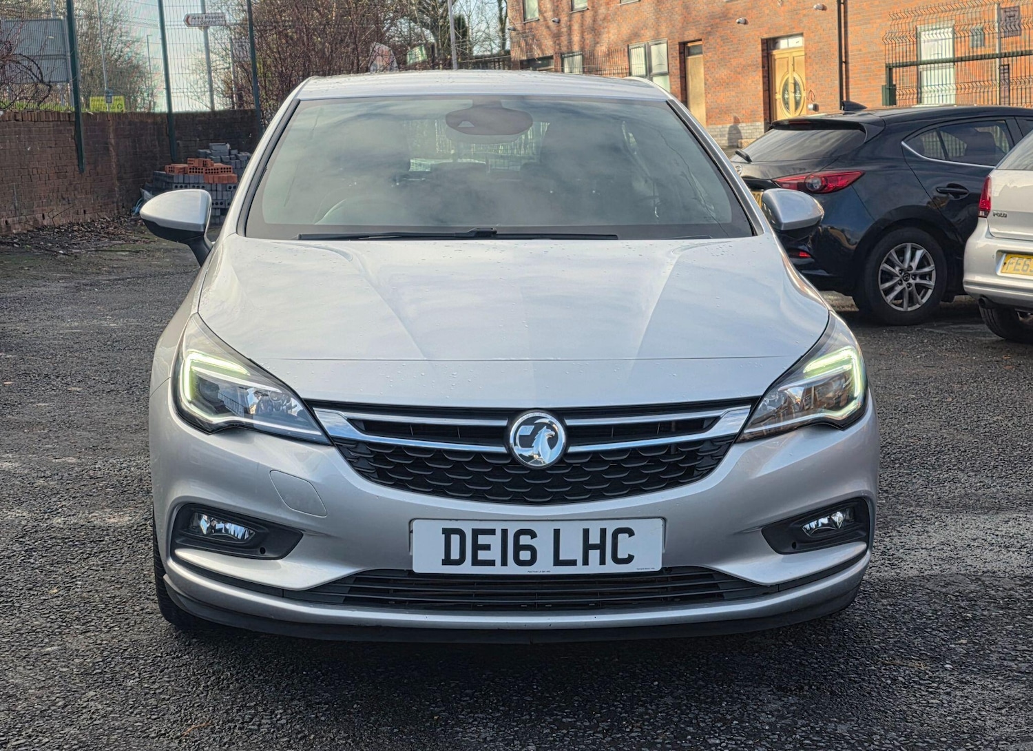 Used Vauxhall Astra 2016 for sale - 77029269: Photo 2