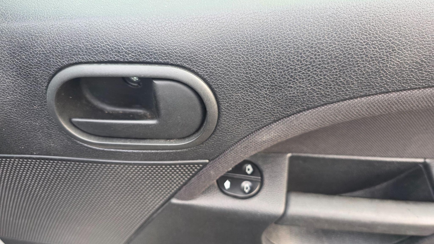 Used Ford Fiesta 2007 for sale - 77400719: Photo 17