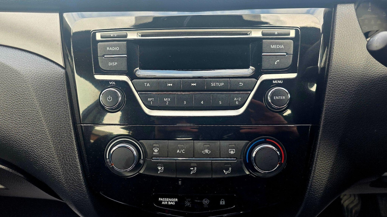 Used Nissan Qashqai for sale - 78100361: Photo 25