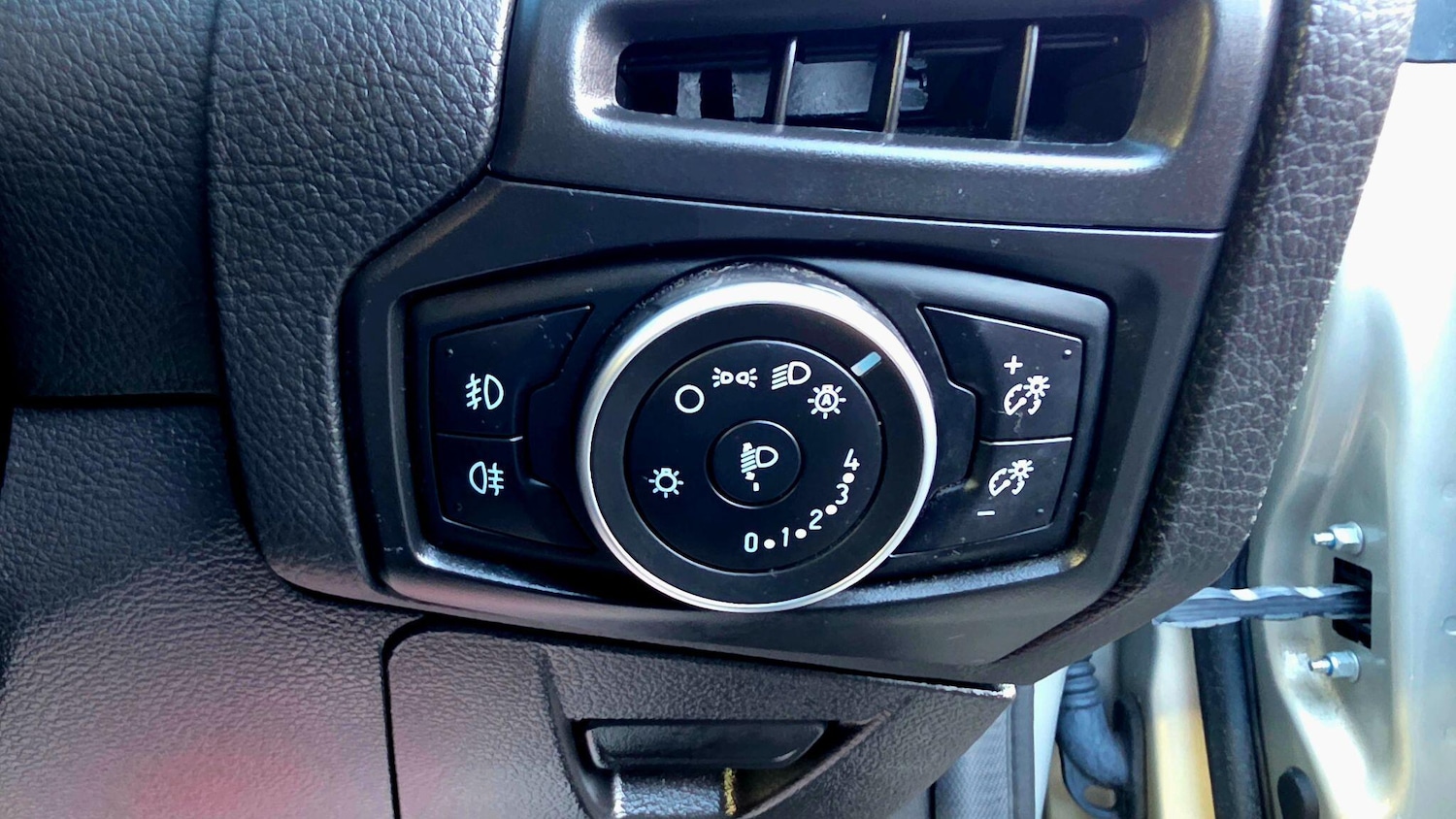 Used Ford Focus 2015 for sale - 77029702: Photo 22