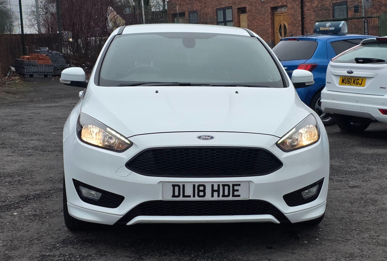 Used Ford Focus 2018 for sale - 77330824: Photo 2