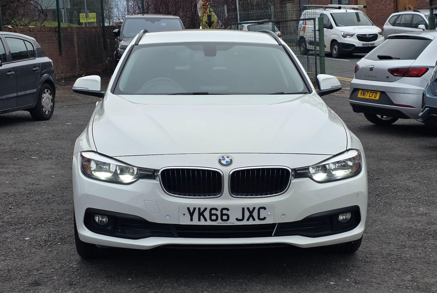 Used BMW 3 Series for sale - 77670988: Photo 2