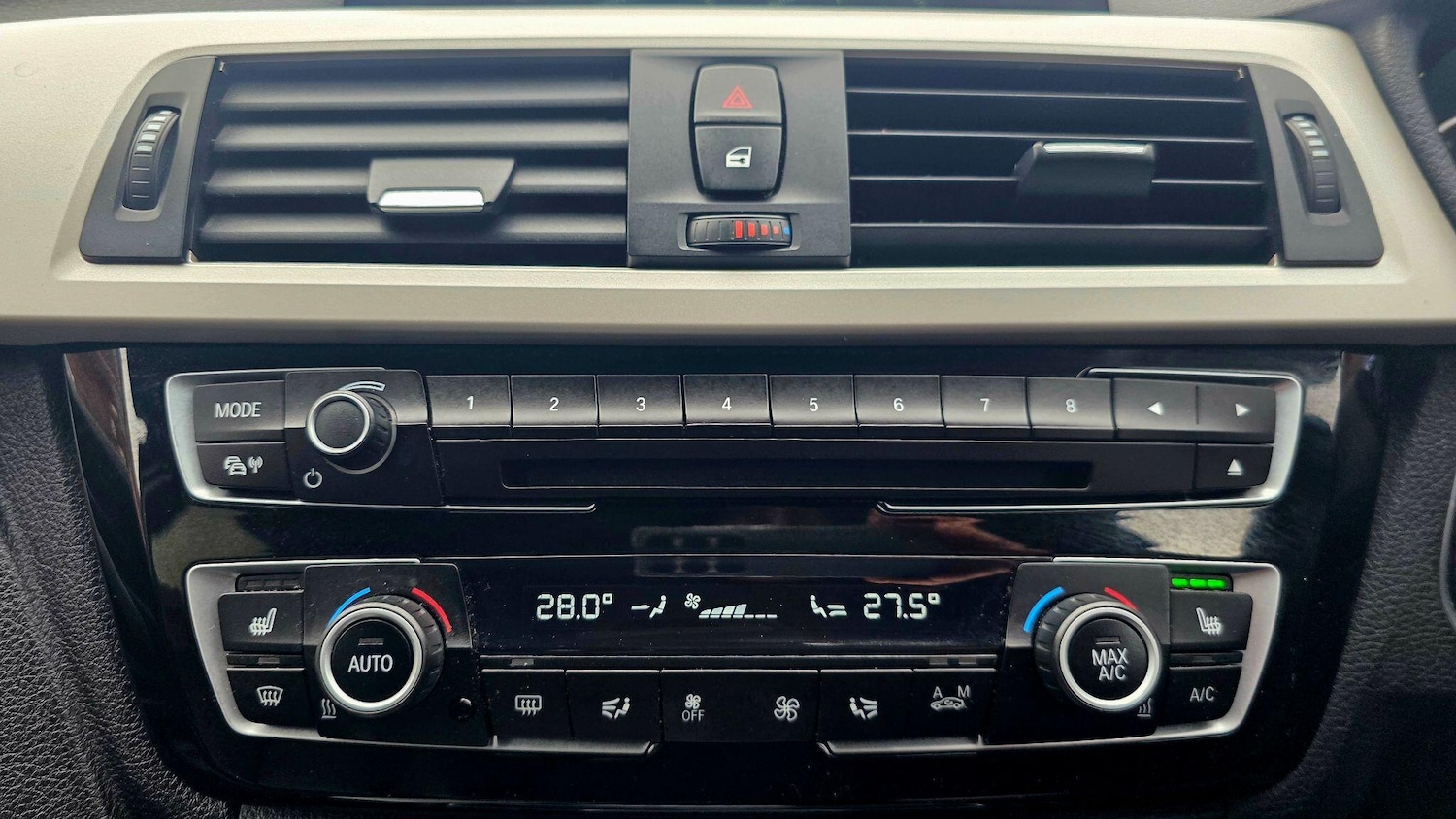 Used BMW 3 Series for sale - 77670988: Photo 31