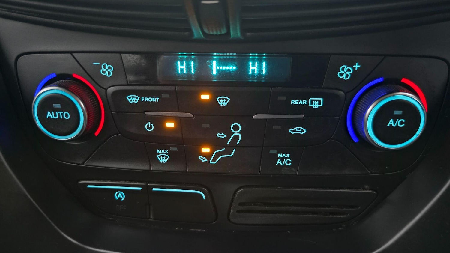 Used Ford Kuga 2018 for sale - 77291477: Photo 28