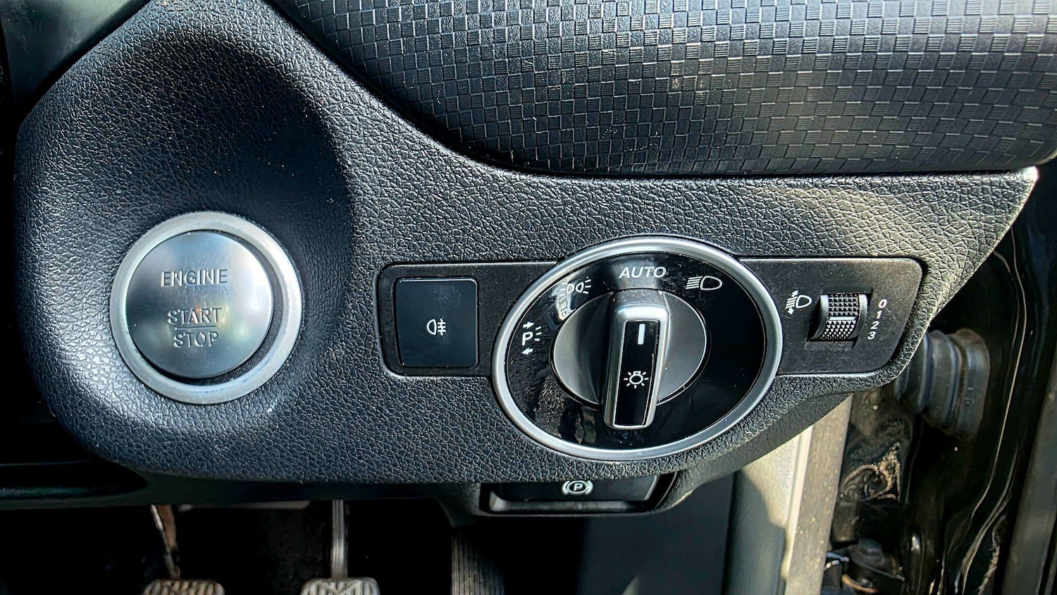 Used Mercedes-Benz A-Class 2015 for sale - 77029814: Photo 24