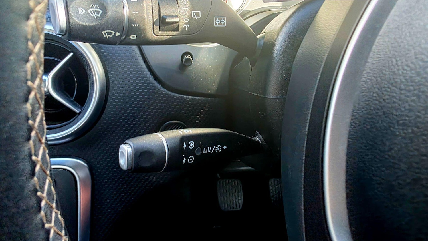 Used Mercedes-Benz A-Class 2015 for sale - 77029814: Photo 28