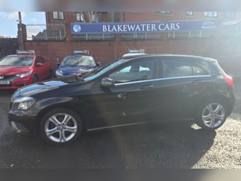Used Mercedes-Benz A-Class 2015 for sale - 77029814: Photo